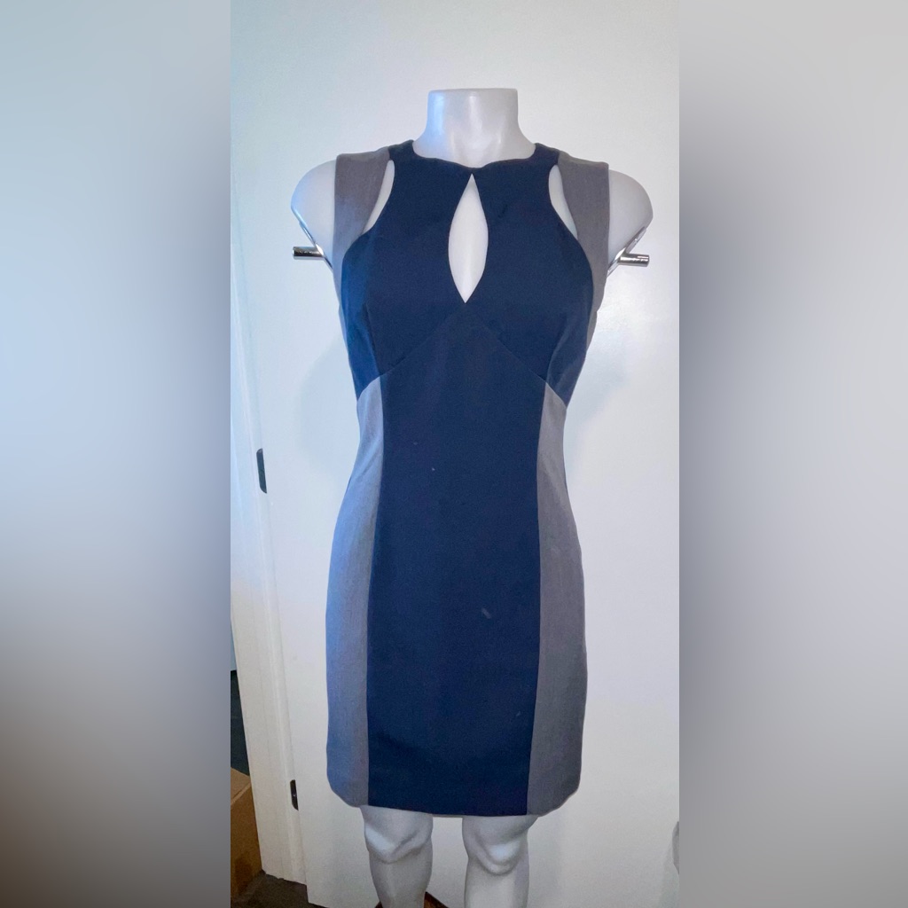 Black Halo Elegant Blue And Gray Cutout Sleeveless Sheath Dress Sz 4